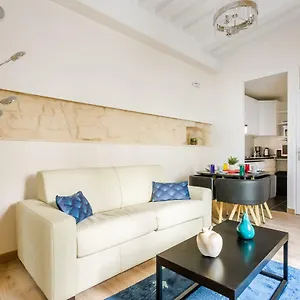 marais-saint-paul-ecouffes-apartment.fr-paris.fr/