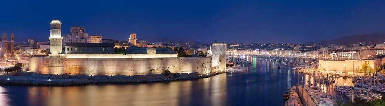 Vieux Port Proximite Panier Clim Central Cachet Marseille