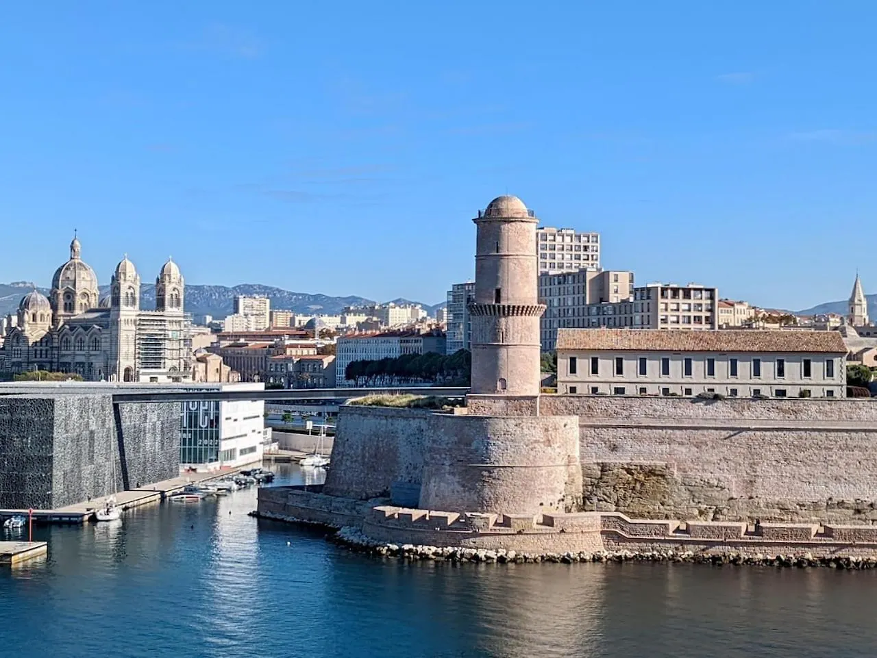 Apartment Vieux Port Proximite Panier Clim Central Cachet Marseille