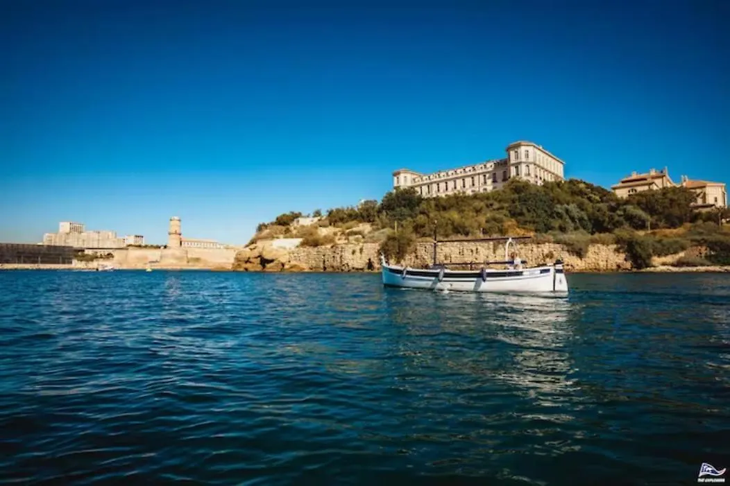 Vieux Port Proximite Panier Clim Central Cachet Marseille Apartment